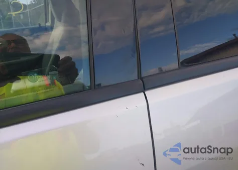 2009 Chevrolet Traverse Ls from USA, damaged, VIN 1GNER13D69S114271